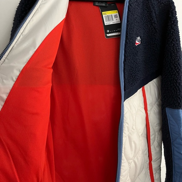 NWT Nike sherpa - Picture 2 of 4